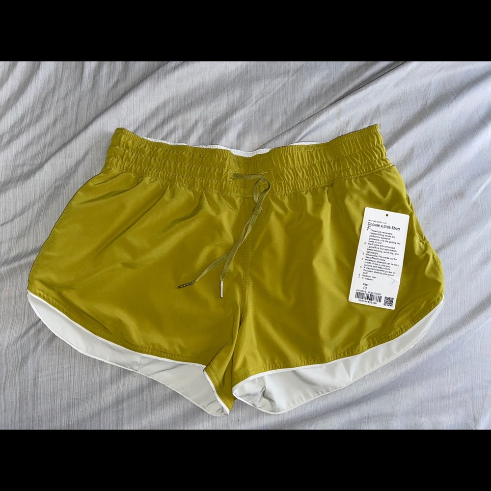 Lululemon Choose a side short